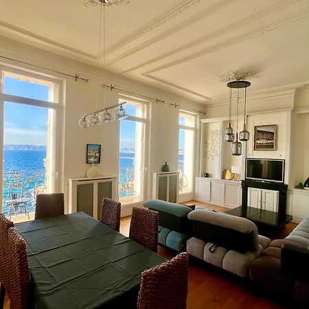 Appartement Sur La Corniche Kennedy Face A La Mer Marseille Luaran gambar