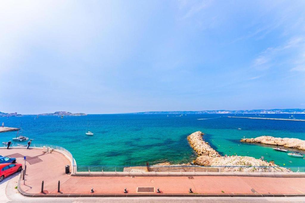Appartement Sur La Corniche Kennedy Face A La Mer Marseille Luaran gambar
