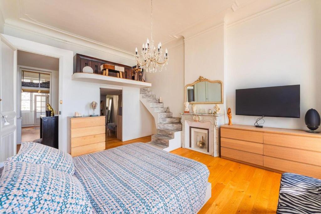 Appartement Sur La Corniche Kennedy Face A La Mer Marseille Luaran gambar